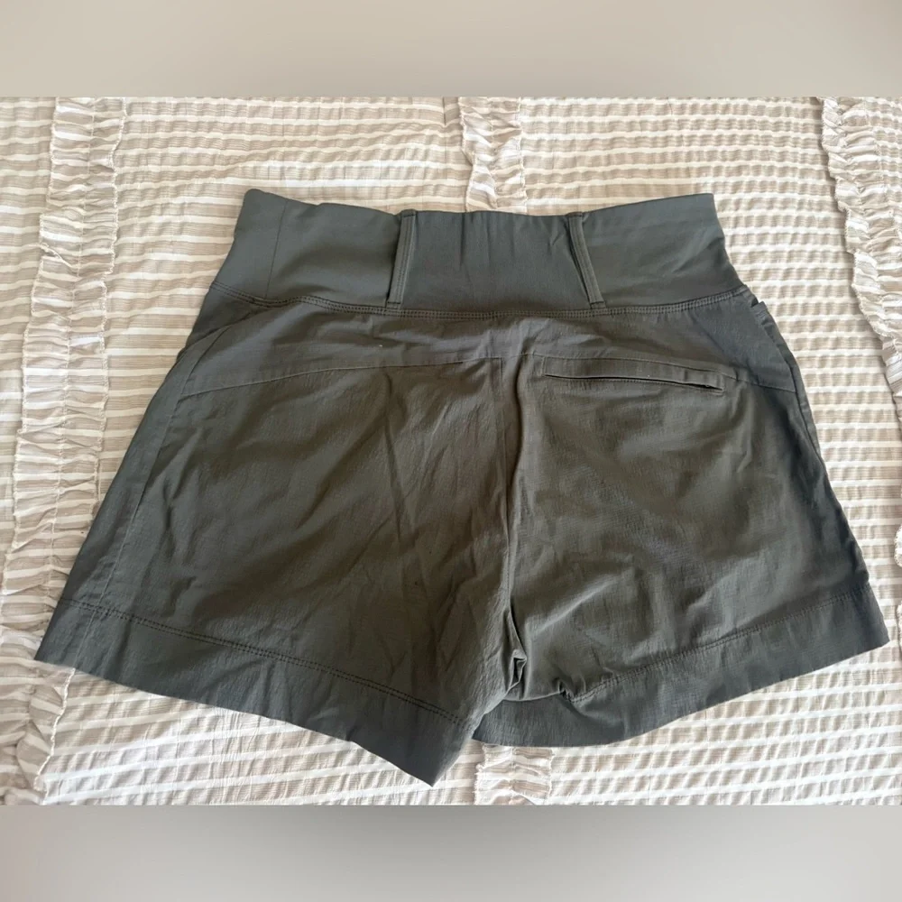 Athleta Trekkie North  Shorts - Picture 2 of 3